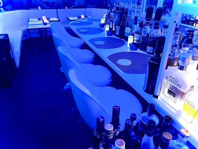 DINING BAR SOFIA8 -
