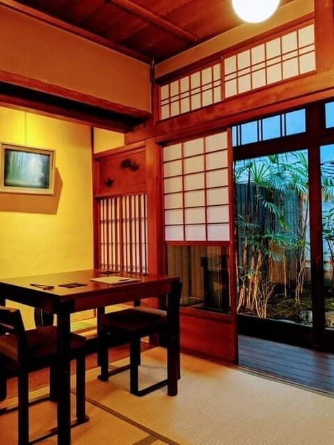 炭火と酒 心月 -