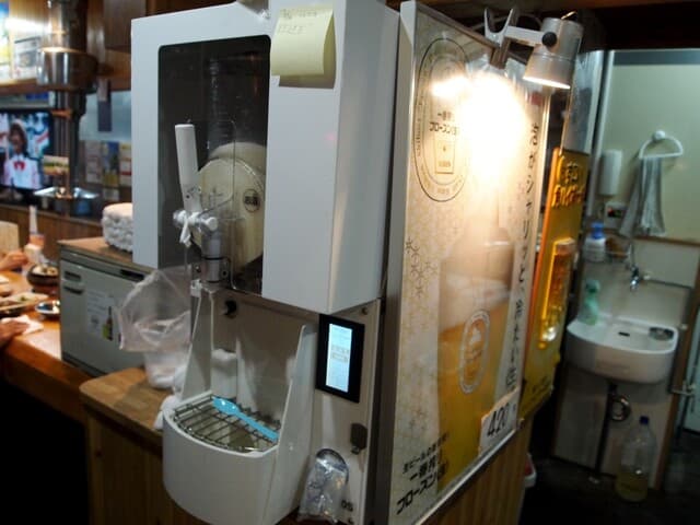 成吉思汗 大黒屋 - レジの横に一番搾りフローズン生のサーバーがあった