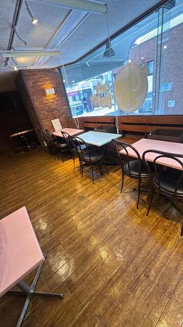 CAFE PETIT - 店内