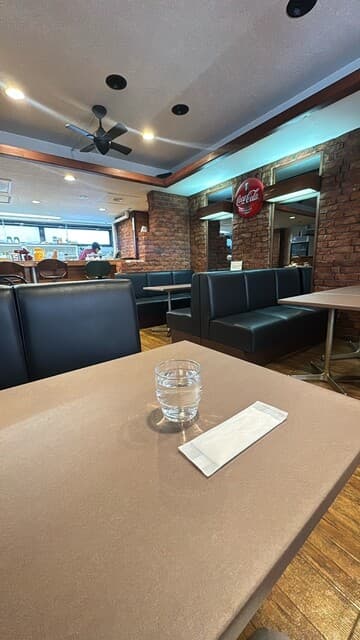 CAFE PETIT - 店内