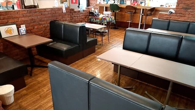 CAFE PETIT - 内観
