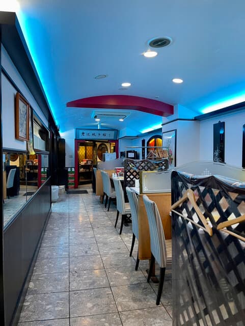 老辺餃子舘 - 店内