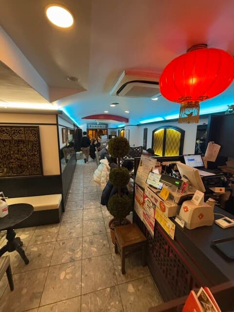 老辺餃子舘 - 店内