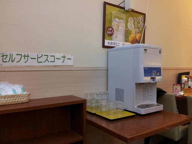 おひつごはん四六時中 - セルフサービスコーナー