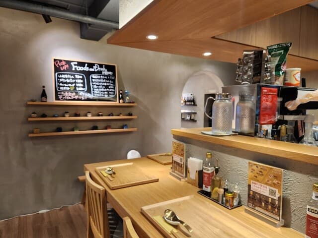 MENDOKORO TOMO Premium - 店舗内観