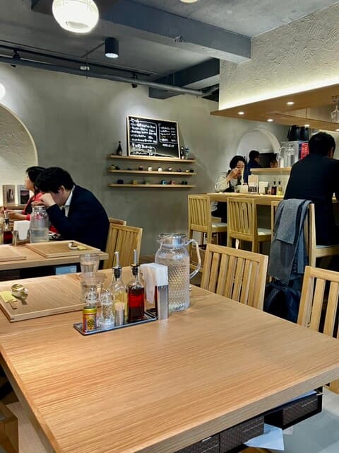 MENDOKORO TOMO Premium - 店内