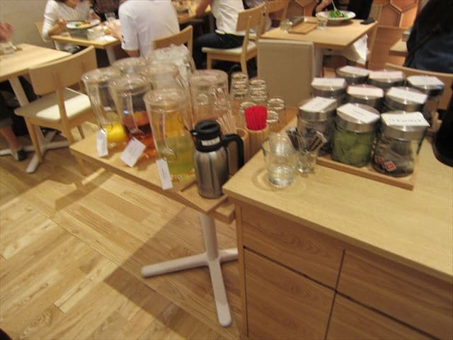 めん、色いろ。いつでも、おやつ。 -