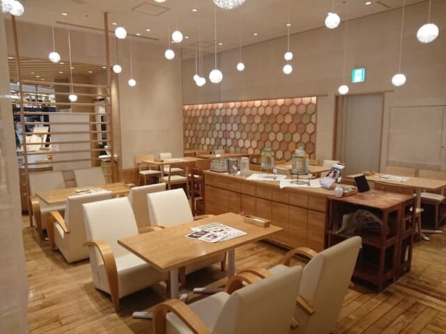 めん、色いろ。いつでも、おやつ。 -