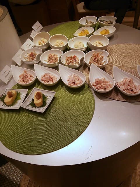 めん、色いろ。いつでも、おやつ。 - おやつテーブル②（おばんざい）