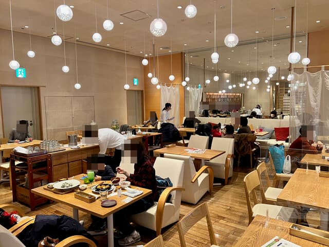 めん、色いろ。いつでも、おやつ。 -