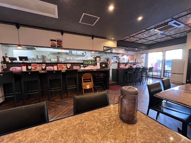 鶏そば専門店 らーめんえびす - 店舗内観