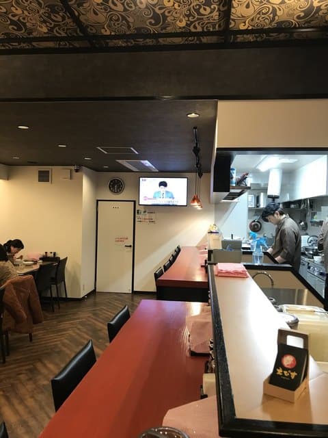 鶏そば専門店 らーめんえびす - 店内