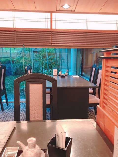 螢 - 窓の位置が低く落ち着いた佇まい