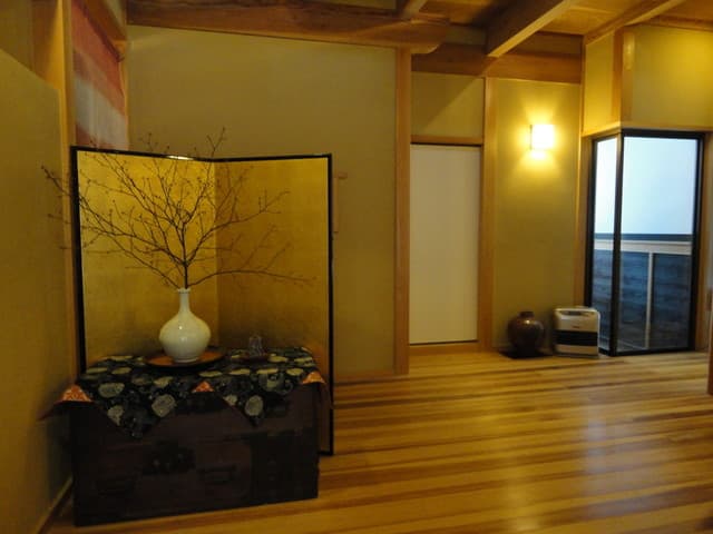喫茶 山音 - 玄関の風景（2月）