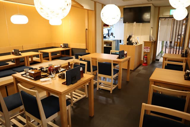 職人手焼き鰻 儀門 -