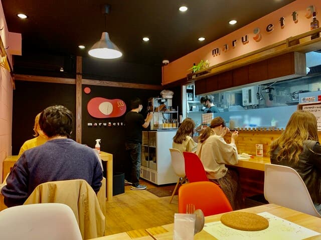 めんたいこ生パスタの店 マルゲッタ - 店内