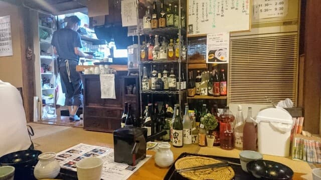 そば善 - 店内