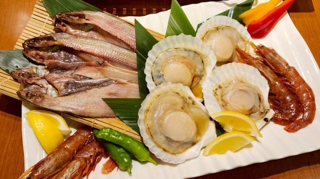 浜焼き 藁焼き 海鮮居酒屋 魚均 - メイン写真:
