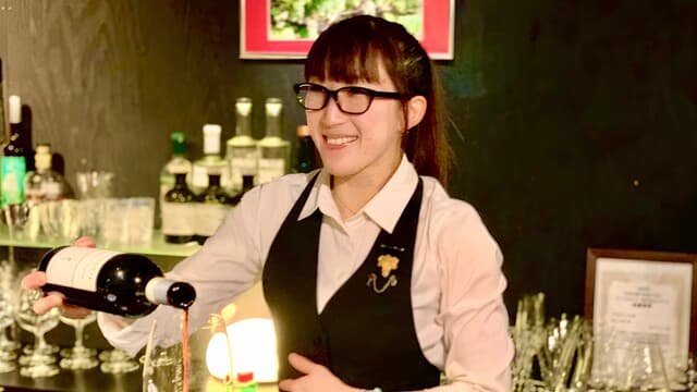 常春 - ソムリエールがお料理にピッタリのワインやドリンクをコーディネート