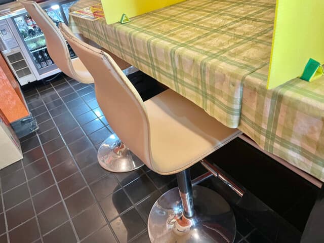 マハール - この椅子。とても座り心地が良い