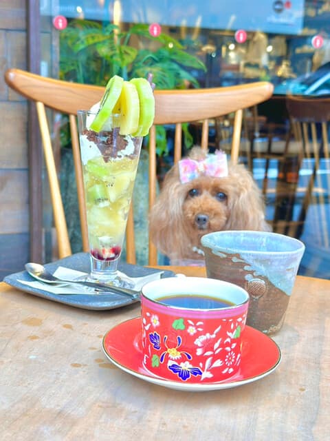 銀座2丁目ミタスカフェ -