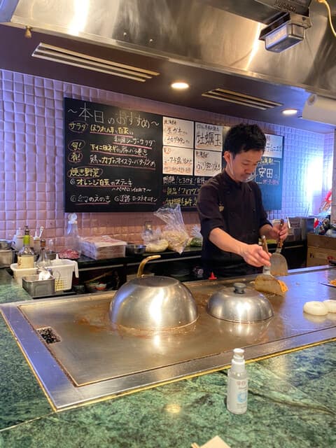 鉄板処 めぐろ -