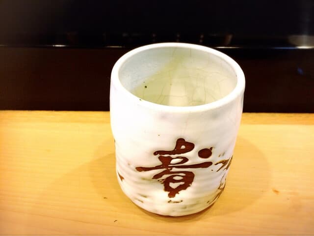 すし善 - お茶も美味い♪