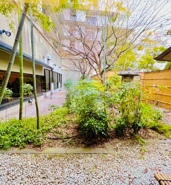 螢 - ◎中庭を眺めながら、美味い朝食を食べる。