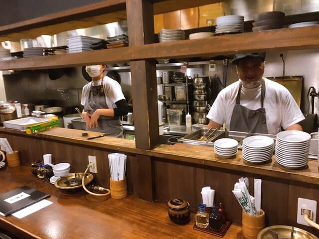 六傳屋 - こんなお店　ホスピタリティもバッチリ！