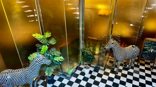 湖陽樹 - お店の外の通路❗️