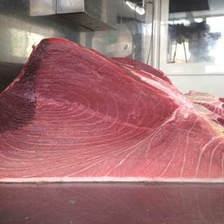 Kantō・Toui-san's salmon is truly delicious.