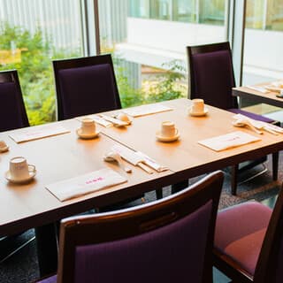 【Half-private rooms available】A modern and bright space, suitable for a wide range of numbers of people.