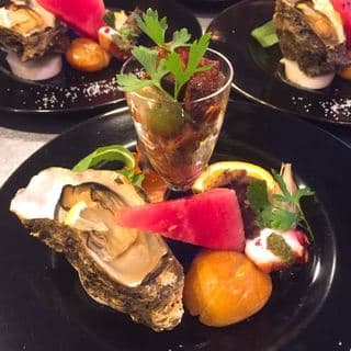 From popular menu items to Japanese-style cuisine, a comprehensive range of course options!