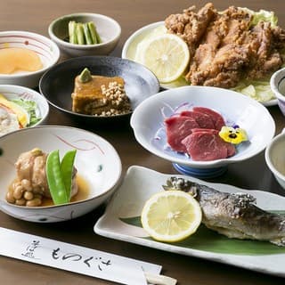 We offer a banquet course prepared with Shizuke from Shinshū. Soba for the final meal is available—please make your reservation now! ★