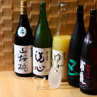 The chef personally selected Japanese sake, offering both local sake from Kyoto and famous sake from across the country.
