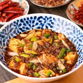 “키나코 돼지”를 사용한 마폭두우 등 ◆ 엄선된 재료로 만든 창작 중화 요리