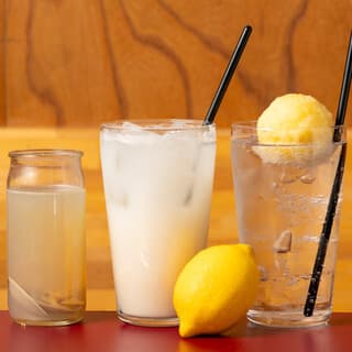 Enjoying the rich flavor of the broth and the aroma of sake in a way unique to Japan – a type of sake called “Shojizuke”.
