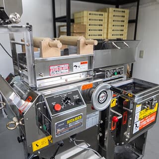 Could the concept of yakisoba change?! The noodle-making facility on-site produces homemade noodles.