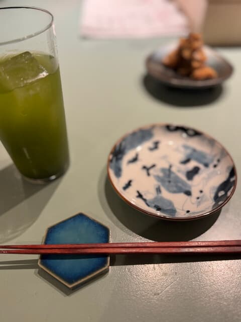 서비스도 요리도 매우 좋습니다. 삿포로에서 "정말 만족할 수 있는" 성인용 술집입니다.