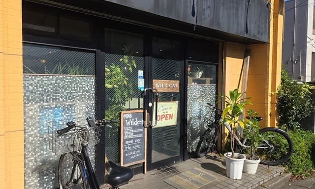 하야시 라이스 런치 세트, 셰리 템플과 커피