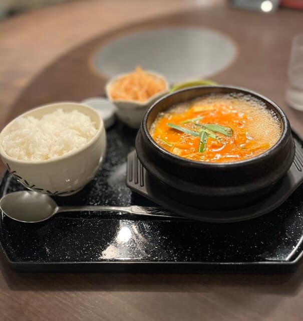 신바시의 명물 육류 전문점에서 큰 만족을 느낀 스ンドゥブ 브런치! 정태원