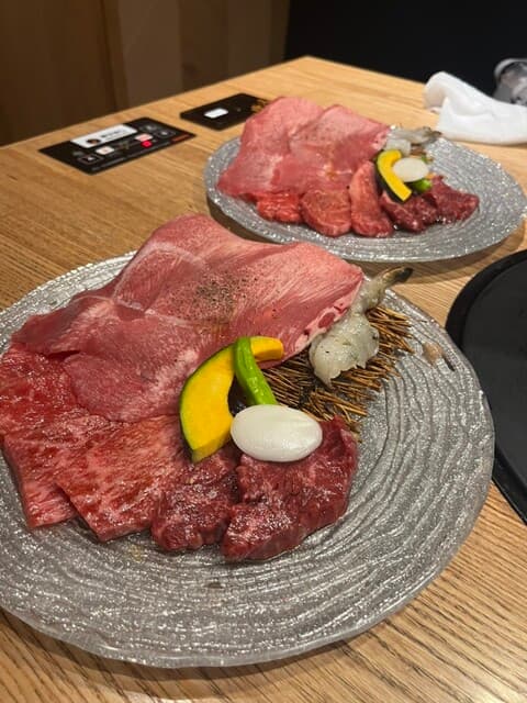 호화로운 세심한 런치