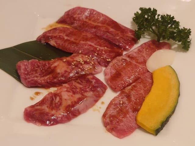 맛있는 구이를 조금 먹고 싶을 때도, 많이 먹고 싶을 때도, 이곳이라면 안심하고 즐길 수 있습니다.