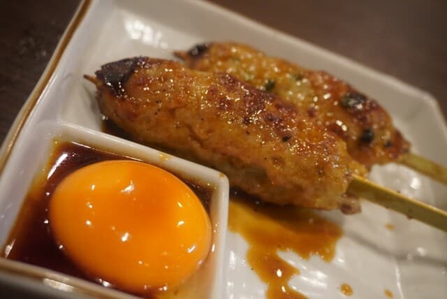 ／鳥どり酒場2号店★味、量、コスパ！全てが最高❗絶品の「月見つくね」「新鮮な鶏刺し3種」❗注文必須ですよ❤@お肉女／