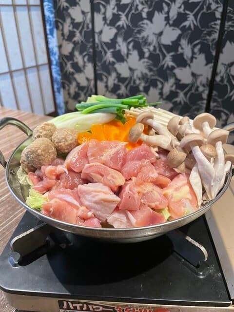 新鮮な魚の爆発！選ぶことができるメイン料理付きの飲み放題コース