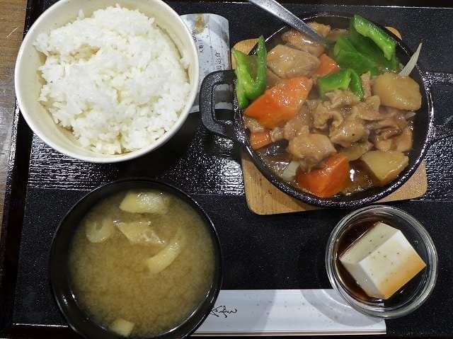 중국의 추전지, 황영닭을 체험해 보세요.