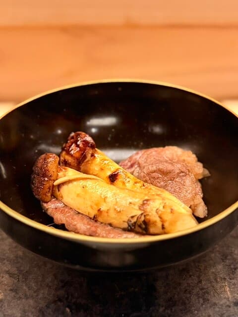 일본식 아라칼트 요리가 선보이는 멋진 메뉴에 감탄했습니다!