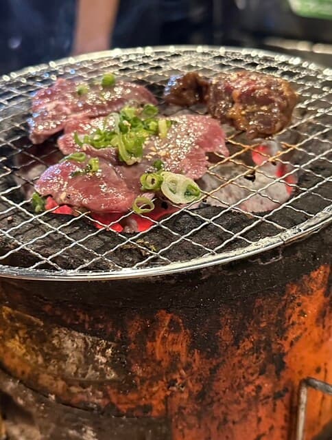 야마모에서 맛있는 고기나 홀몬을 먹고 싶다면 여기를 찾아오세요!
