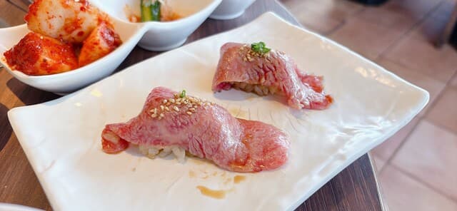 흑모 소 런치 코스를 맛보았습니다.